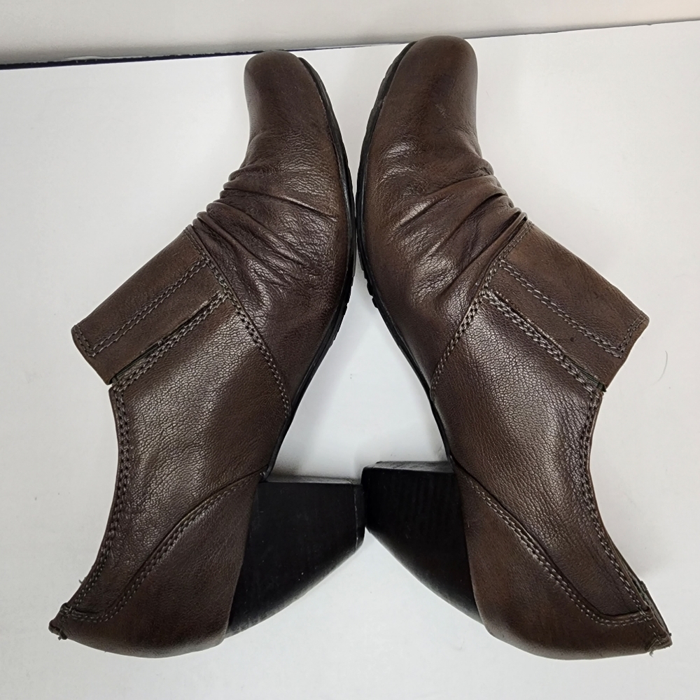 BareTraps‎ Boots Womens 10M Tyley Ankle Booties Brown Leather 2.75" Heels - Picture 6 of 11
